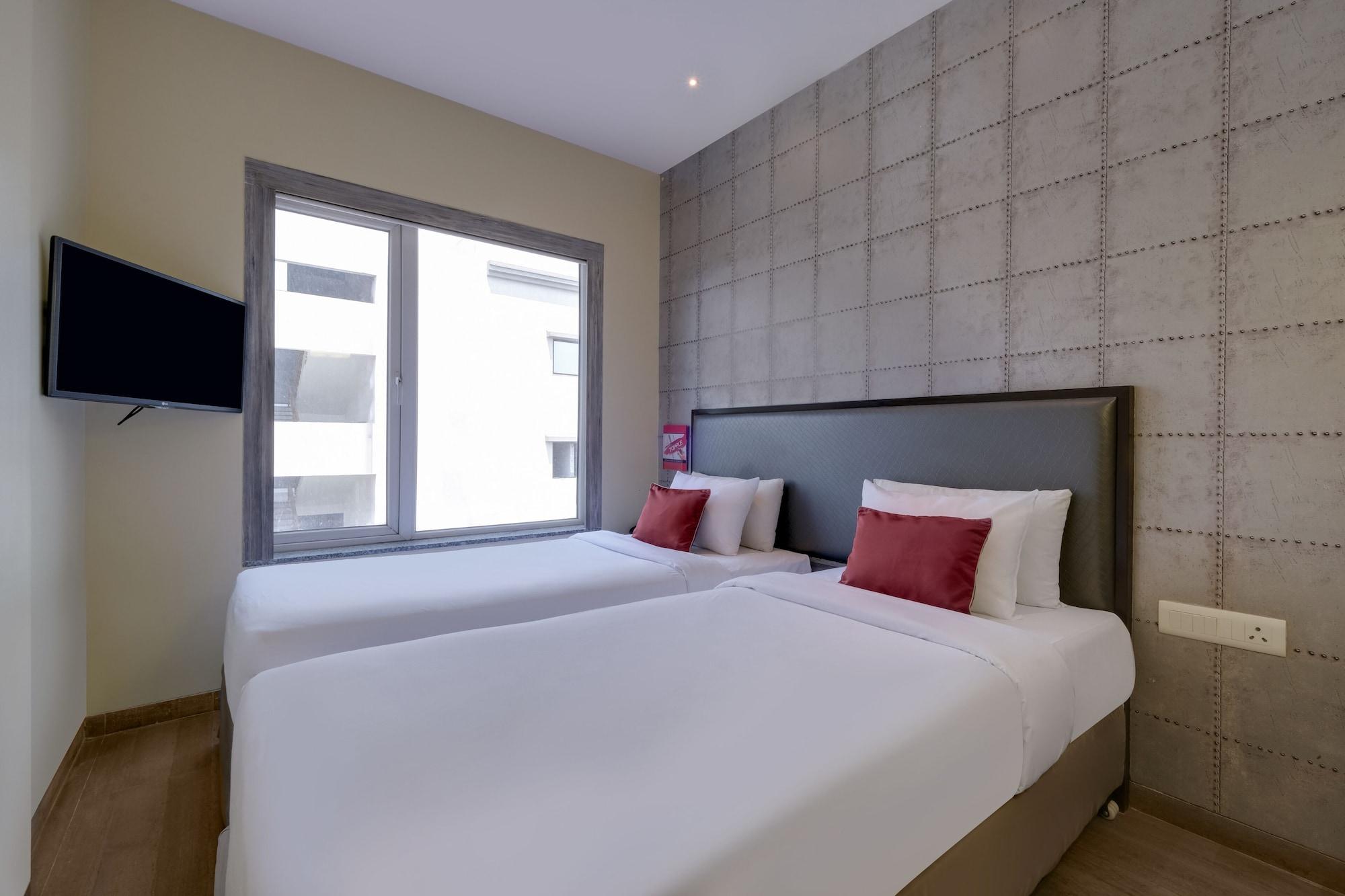 7 Apple Hotel, Vadodara Exteriör bild